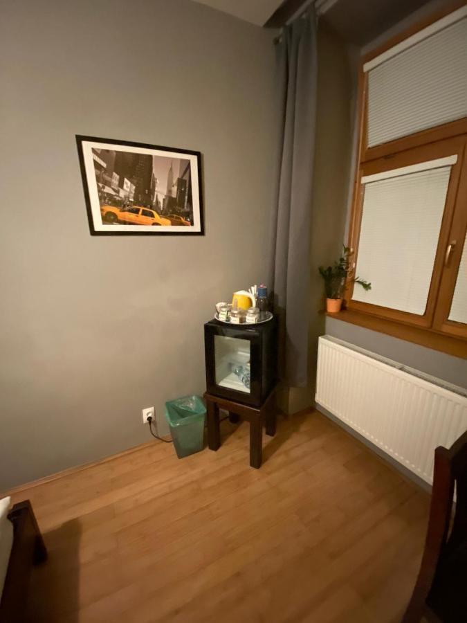 Central Studios Praha Bagian luar foto